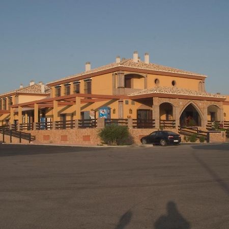 Hotel-Restaurante Cerrillo San Marcos Diezma 外观 照片