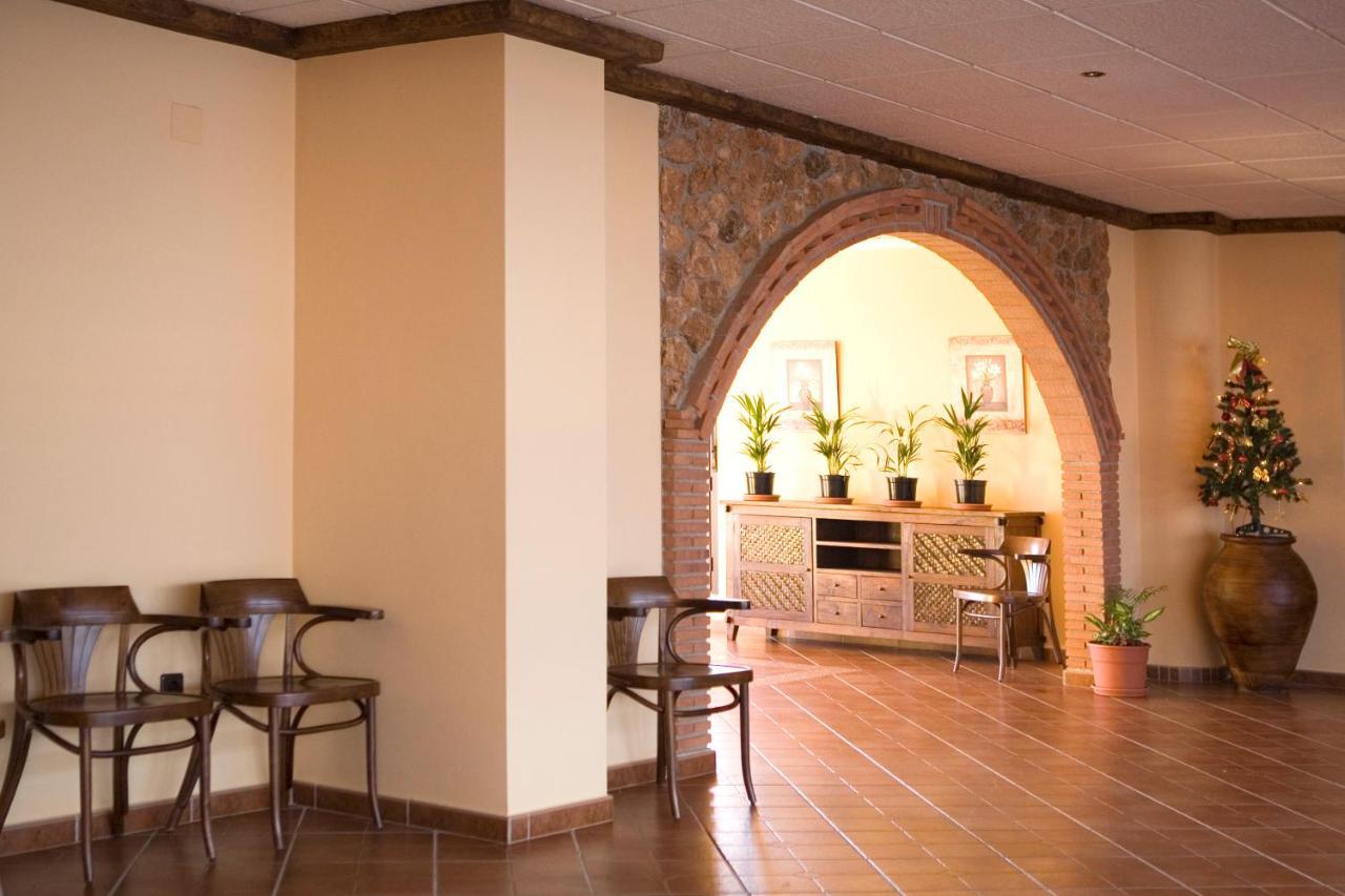 Hotel-Restaurante Cerrillo San Marcos Diezma 外观 照片